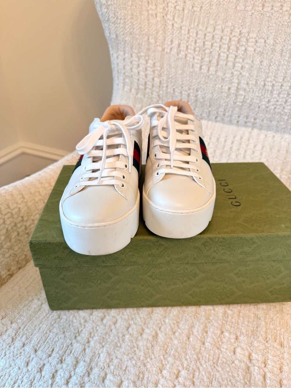 Gucci Ace White Leather Platform Sneakers with Red and Green Web Stripe and Bee - Picture 6 of 10